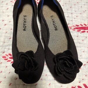 Rothy's The Petal Square in Black